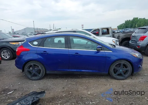 2012 Ford Focus Titanium z USA, uszkodzony, nr VIN 1FAHP3N24CL283473